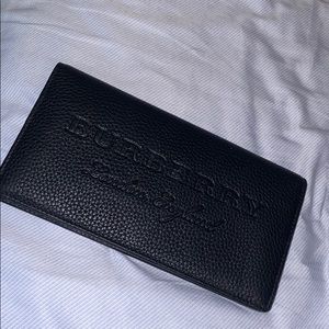 Burberry Fold Over women’s wallet